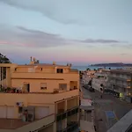 Lliris Atico ל'אסטרטיט